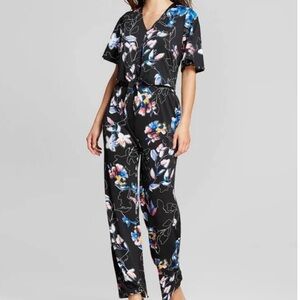 Notations Floral Front Tie Jumpsuit Size Small
